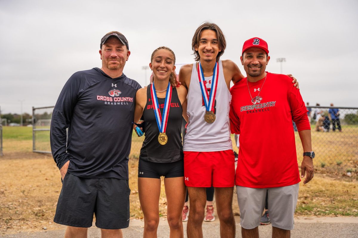 PHOTOS: Macy Wingard, Aleksandr Acuna compete in the UIL 6A Cross Country State Meet